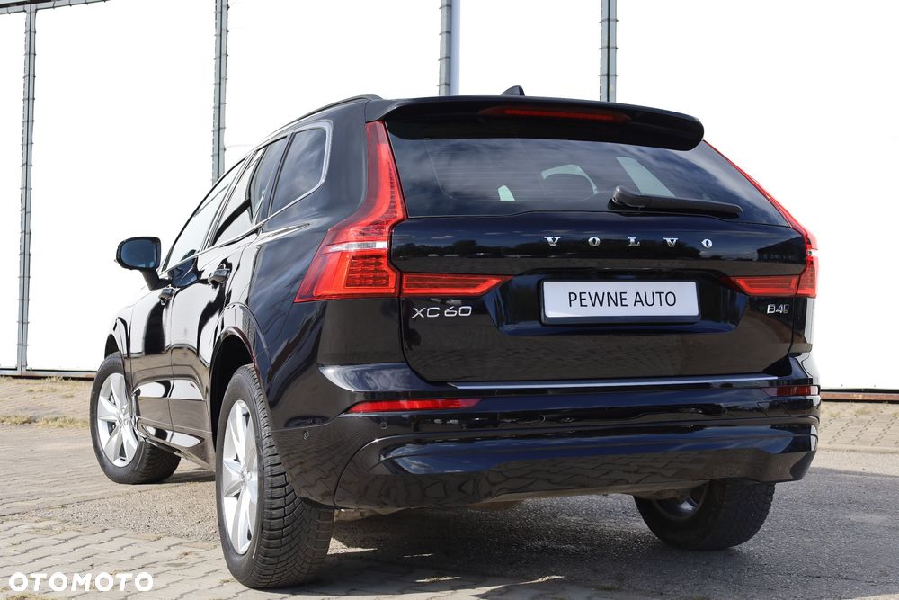 Volvo XC 60 B4 D AWD Geartronic Momentum Pro - 15