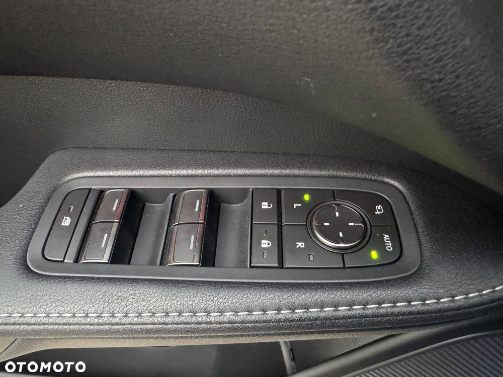 Lexus RX 500h F Sport - 28
