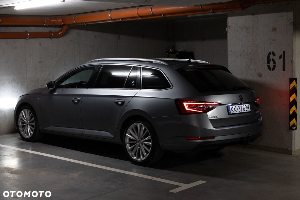 Skoda Superb 2.0 TDI L&K DSG - 12