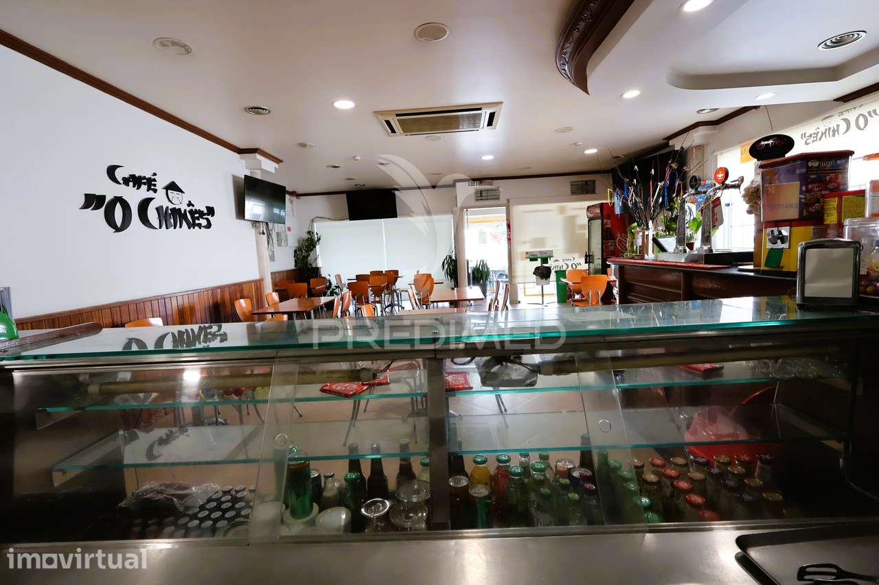 ESPAÇO COMERCIAL PARA TRESPASSE EM REGO D’ÁGUA | 170 m² | 450 €/MÊS - Grande imagem: 5/26