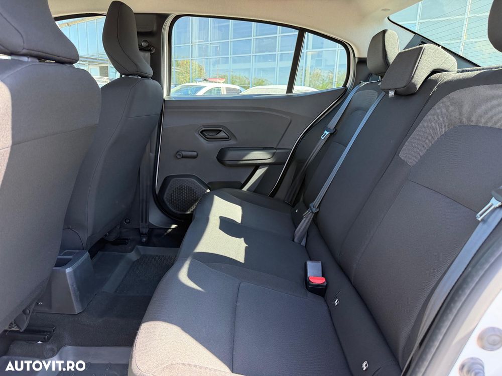 Dacia Logan TCe 90 MT5 Essential - 16
