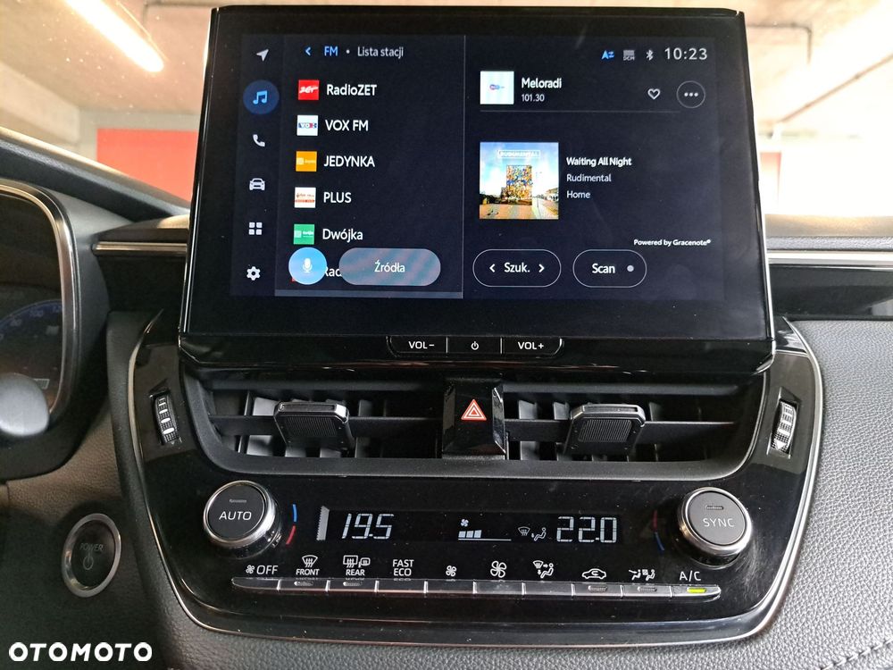 Toyota Corolla 1.8 Hybrid Style - 21