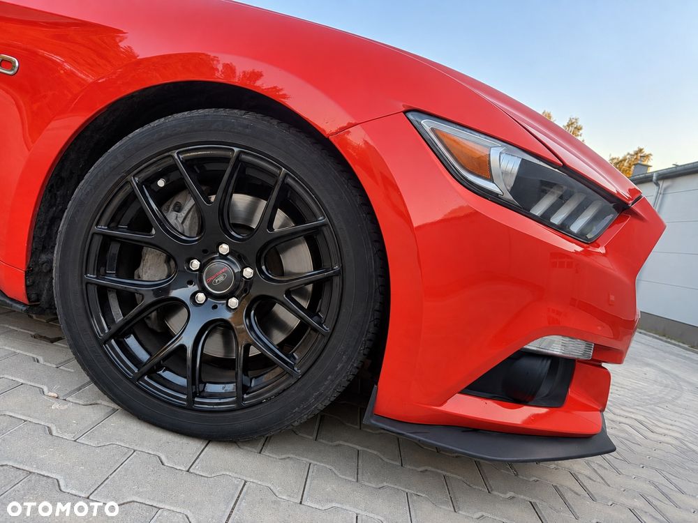 Ford Mustang 5.0 V8 GT - 37