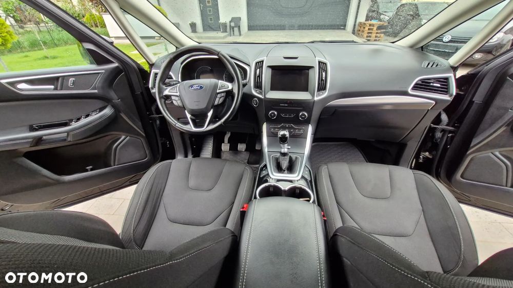 Ford S-Max 1.5 Eco Boost Start-Stopp TITANIUM - 8