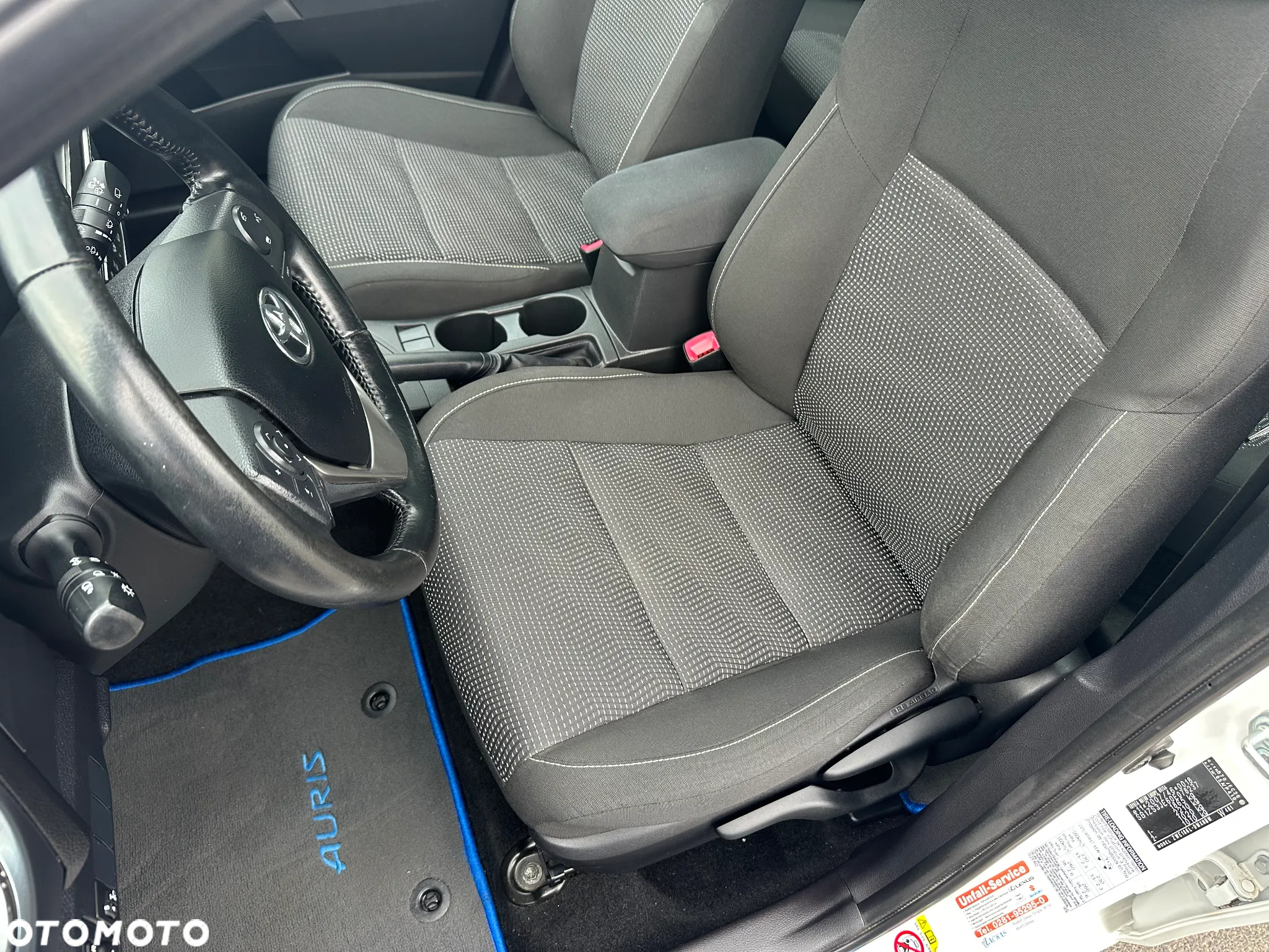 Toyota Auris 1.8 VVT-i Hybrid Automatik Touring Sports Executive - 27