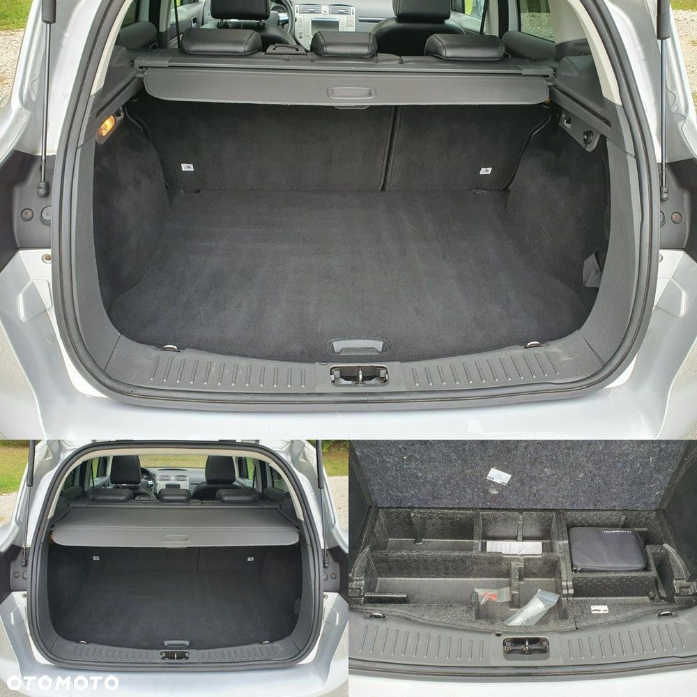 Ford Kuga 2.0 TDCi 4WD Titanium - 34