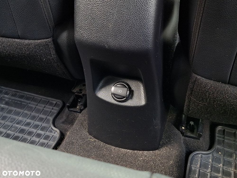 Kia Stonic 1.4 L - 16