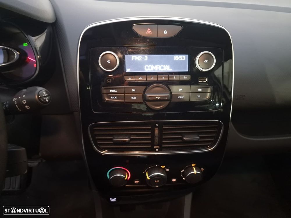 Renault Clio 1.5 dCi Zen - 23