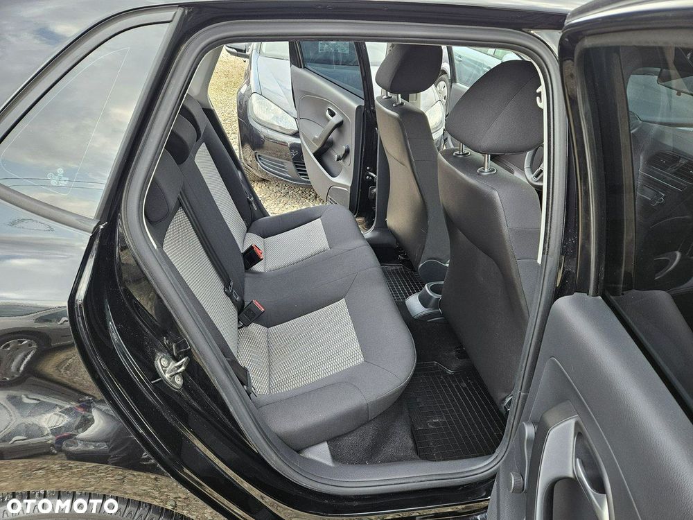 Volkswagen Polo - 11
