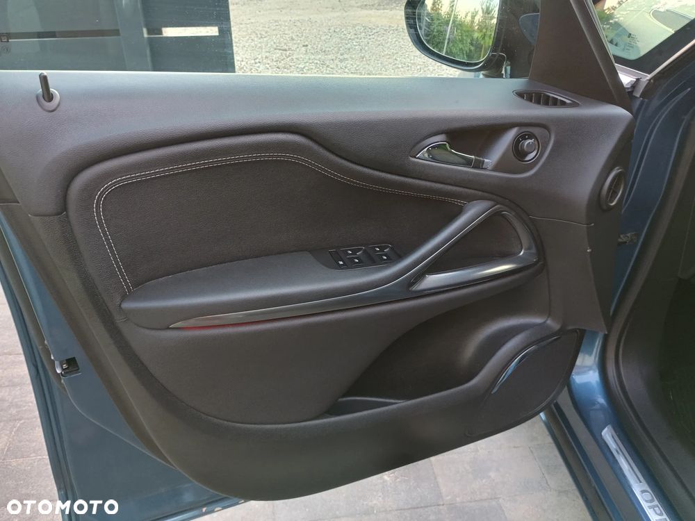 Opel Zafira Tourer 2.0 CDTI Automatik Edition - 19
