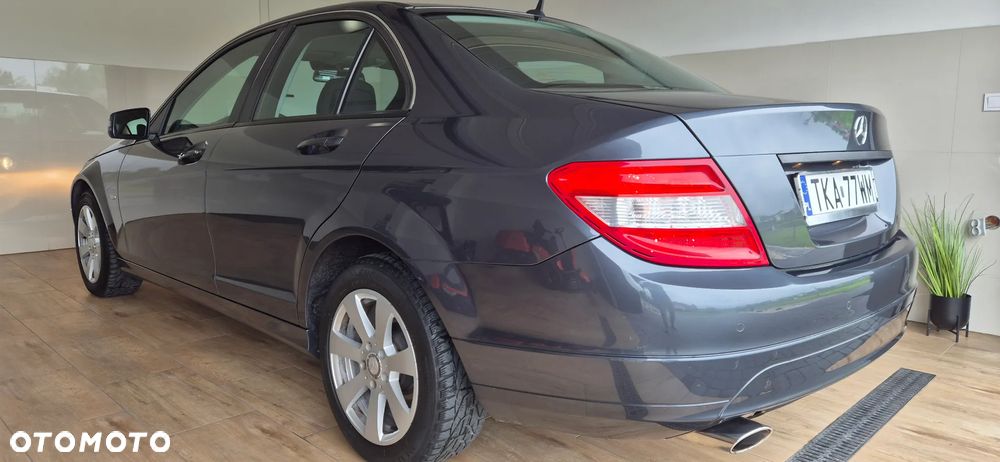 Mercedes-Benz Klasa C 220 CDI DPF BlueEFFICIENCY - 11