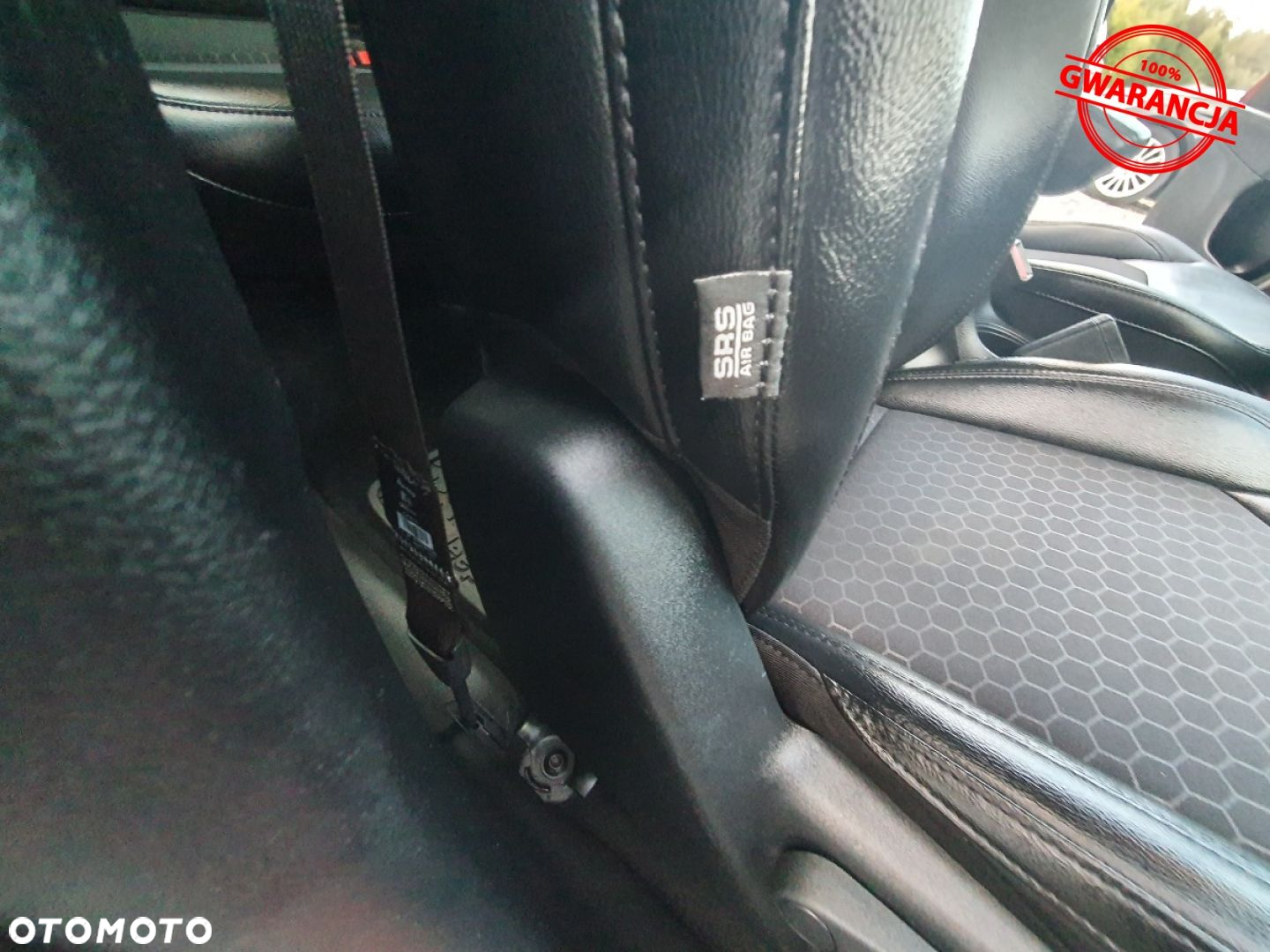 Jeep Compass - 38