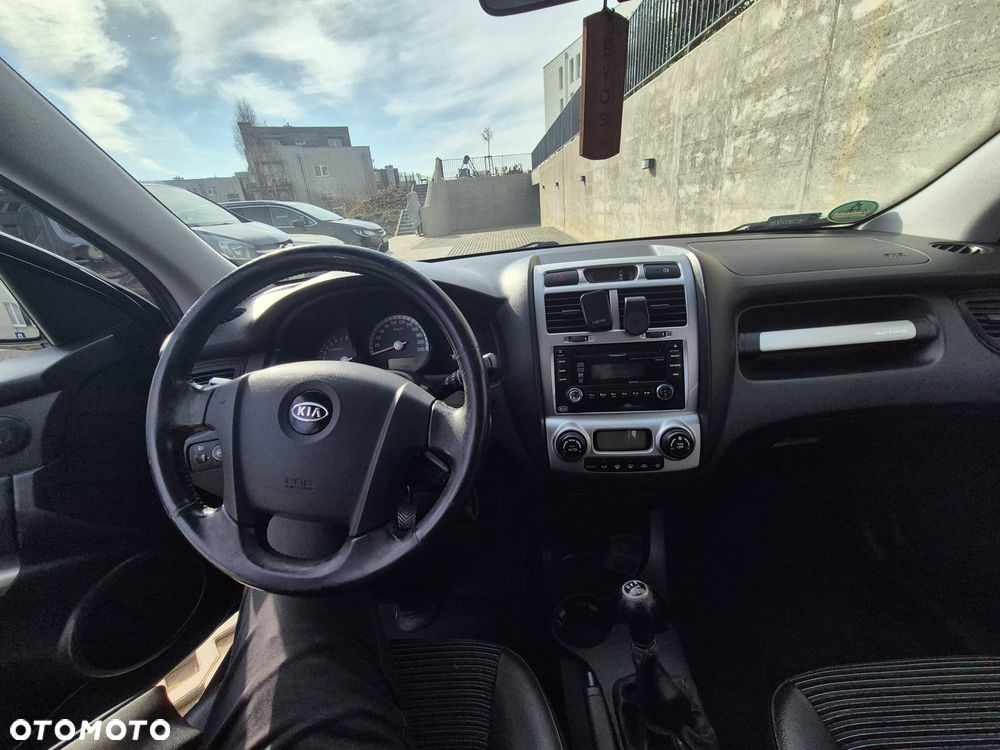 Kia Sportage 2.0 2WD LX - 14