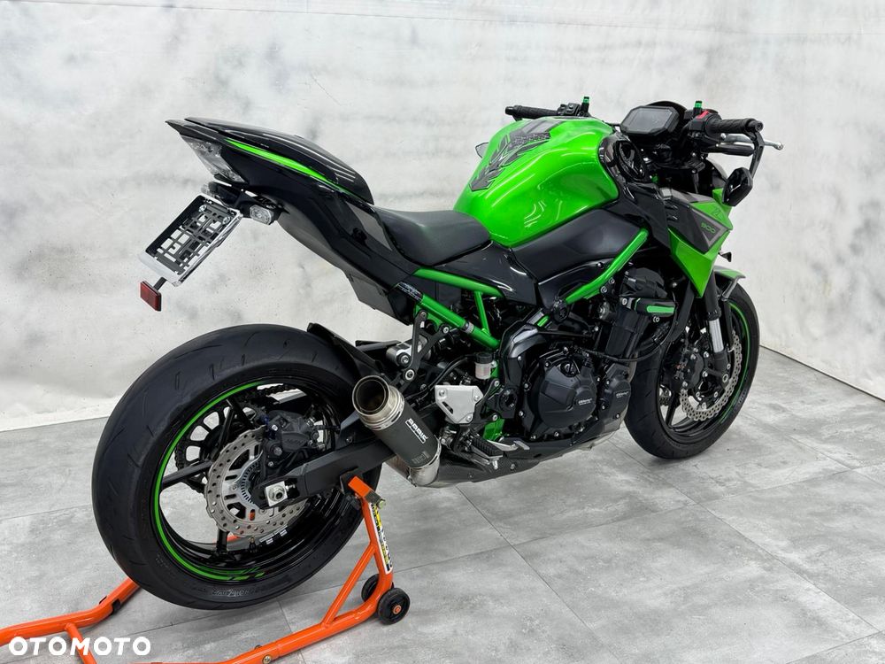 Kawasaki Z 900 - 13