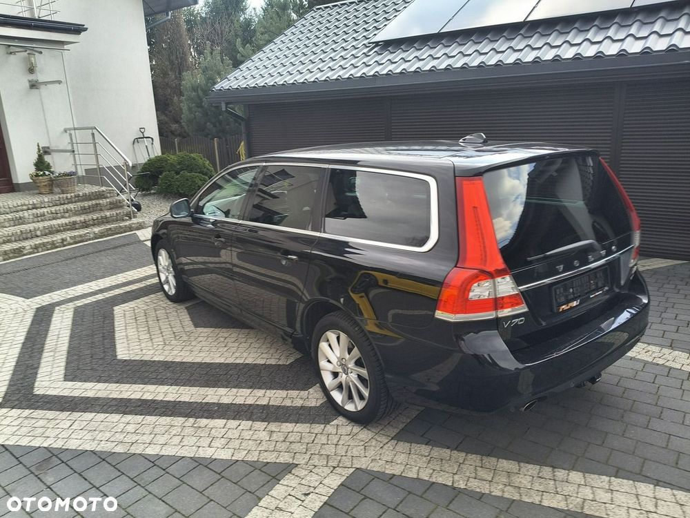 Volvo V70 2015