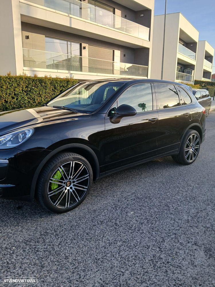 Porsche Cayenne S - 3