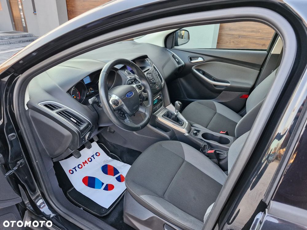 Ford Focus - 13