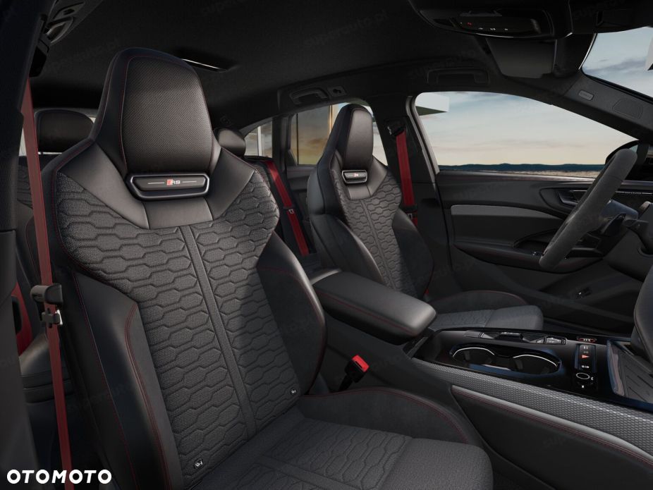 Audi RS5 Avant - 7