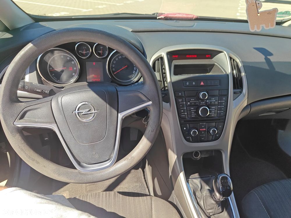Opel Astra - 14