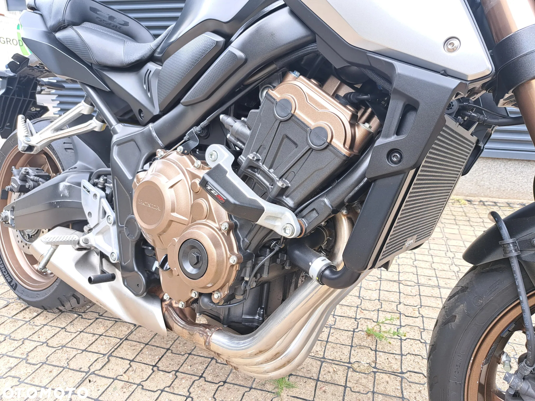 Honda CB - 6