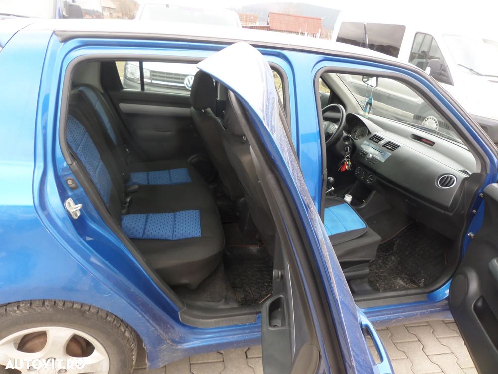 Suzuki Swift 1.3 Comfort - 17