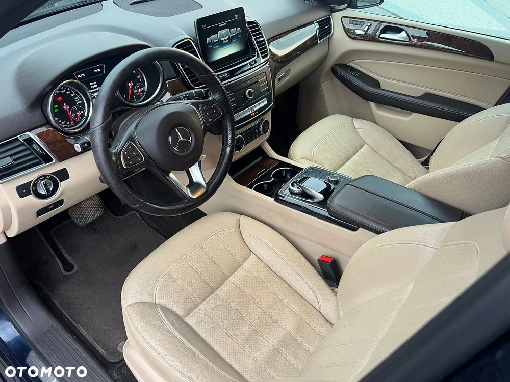 Mercedes-Benz GLE 350 d 4-Matic - 9