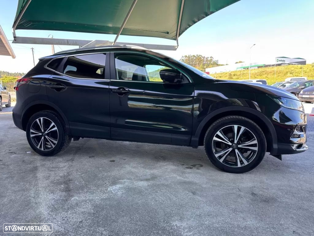 Nissan Qashqai 1.5 dCi N-Connecta J18 - 6
