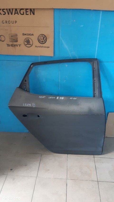 Drzwi Seat Leon III HB Prawy tył Nowe oryginał