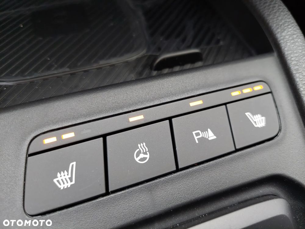 Kia Stonic - 19
