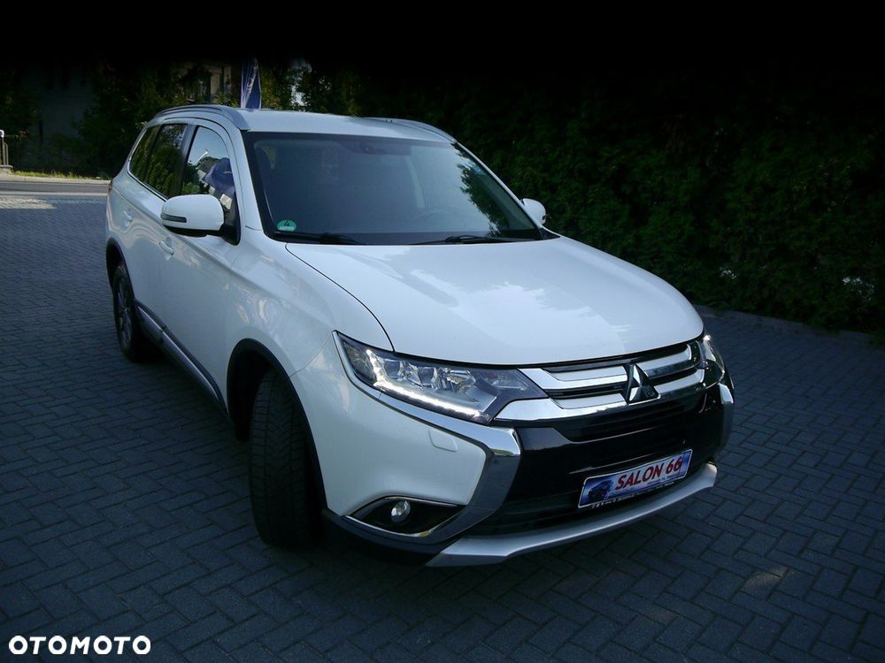 Mitsubishi Outlander - 11
