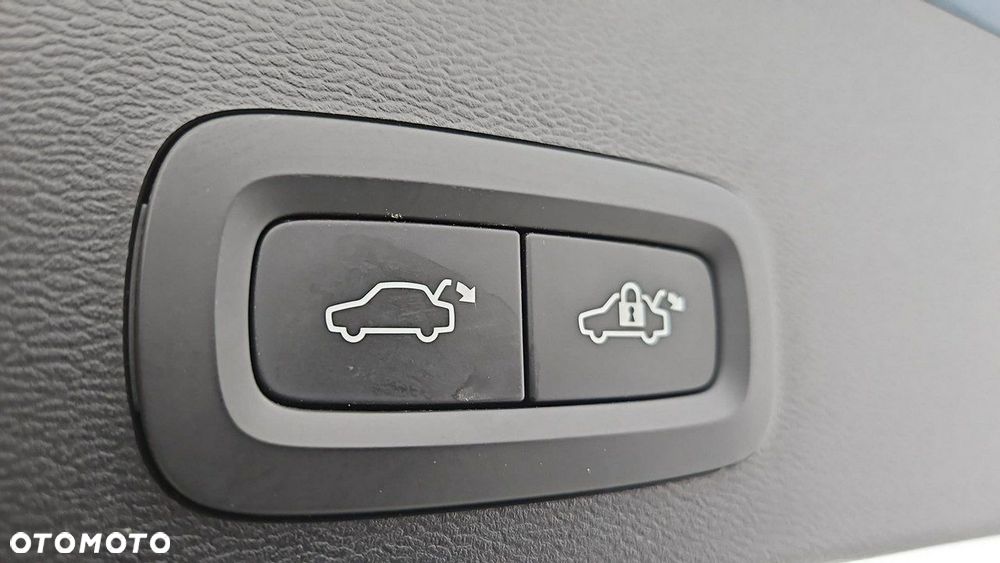 Volvo XC 40 73kWh P6 Recharge Plus - 25