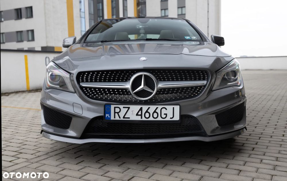 Mercedes-Benz CLA 250 7G-DCT AMG Line - 7