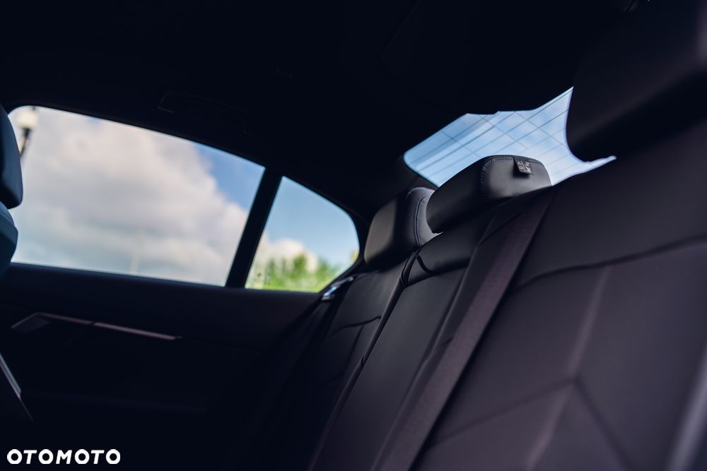 BMW Seria 5 - 28