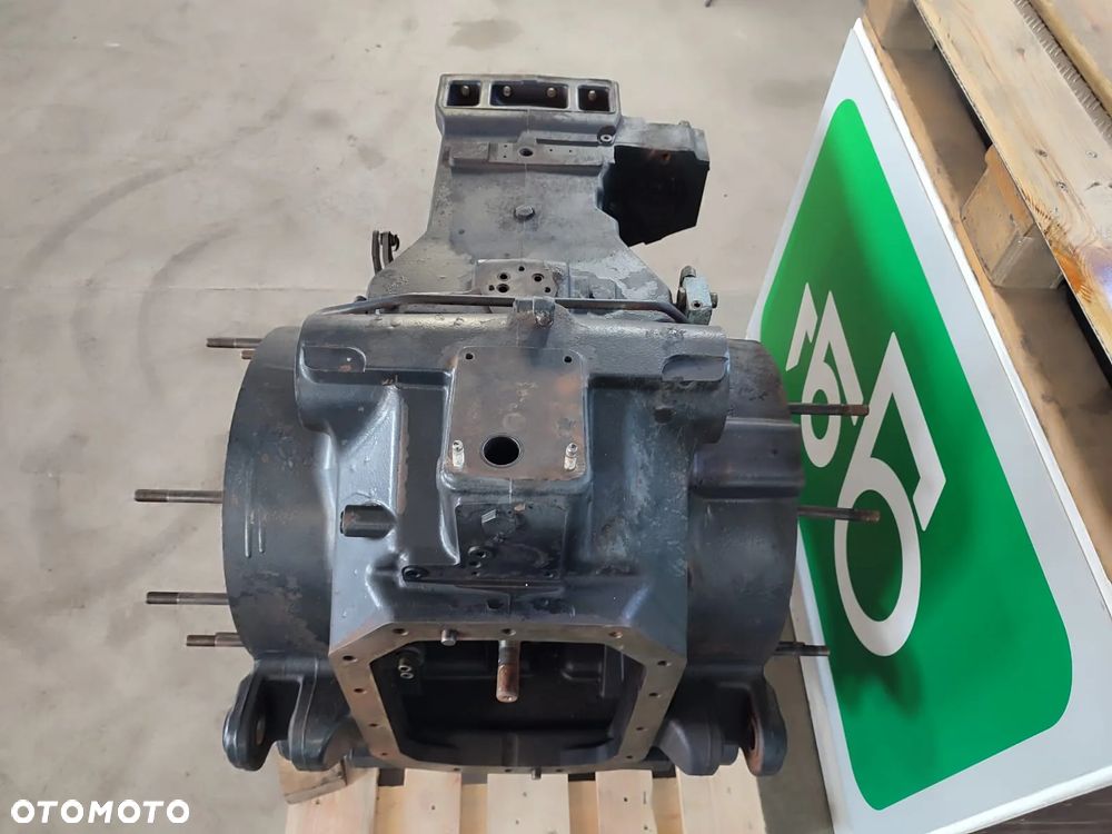 Dyferencjał tył 87650218 NEW HOLLAND T7050 - 4