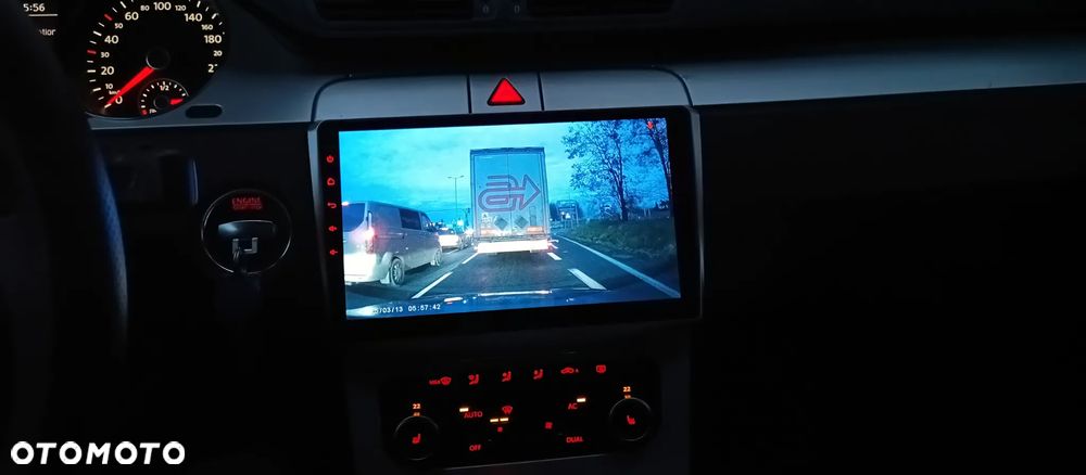 Volkswagen Passat Variant 2.0 TDI 4Motion Highline - 24