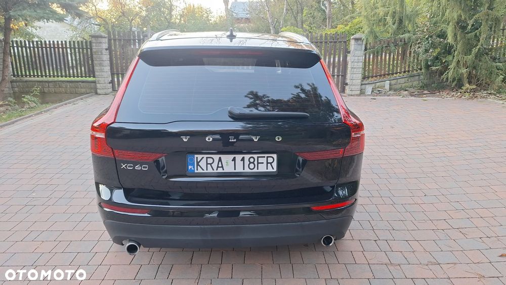 Volvo XC 60 B4 D AWD Geartronic Momentum Pro - 6