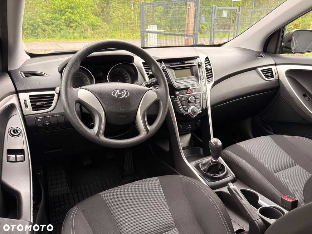 Hyundai i30 blue 1.4 Classic - 22