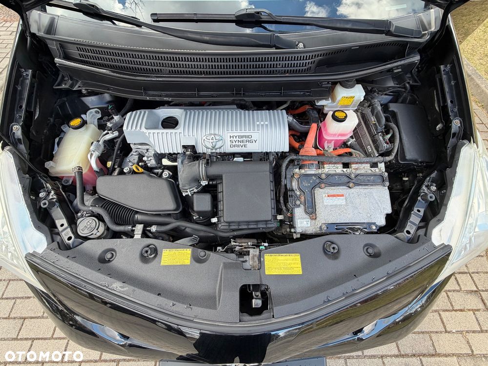 Toyota Prius+ (Hybrid) Executive - 34