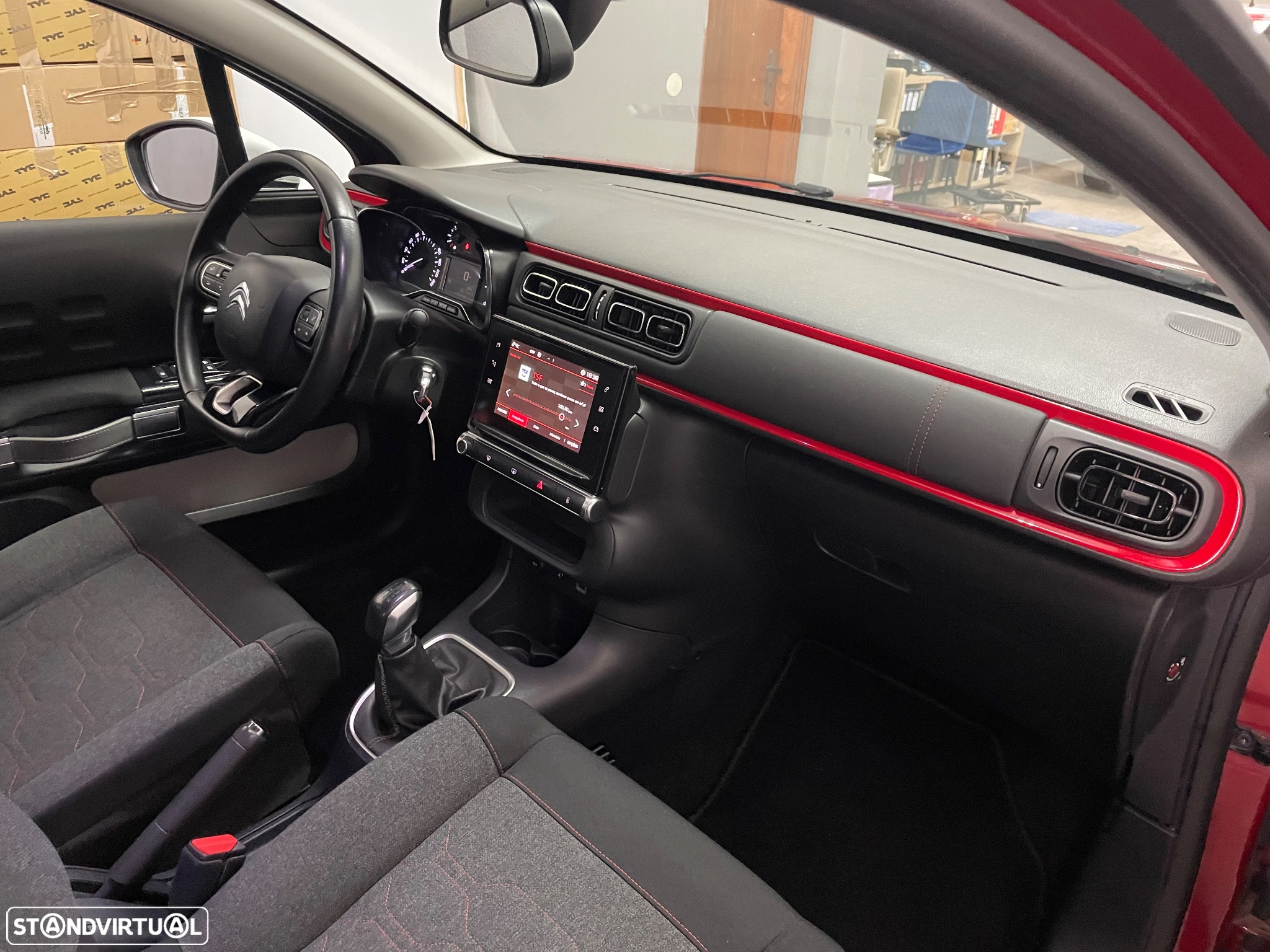 Citroën C3 Pure Tech Shine - 15