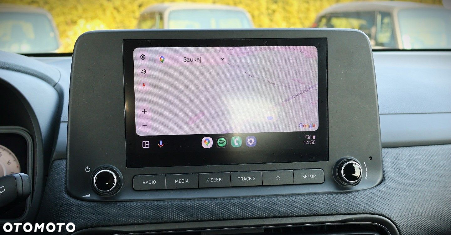 Hyundai Kona - 23