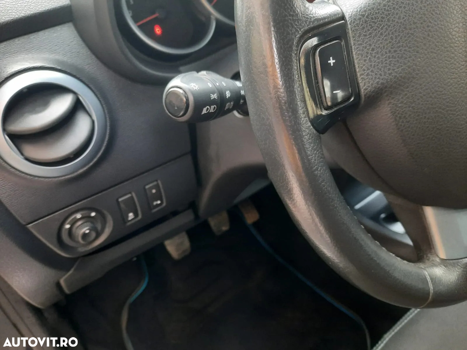 Dacia Lodgy 1.2 TCe 115 CP Stepway - 13