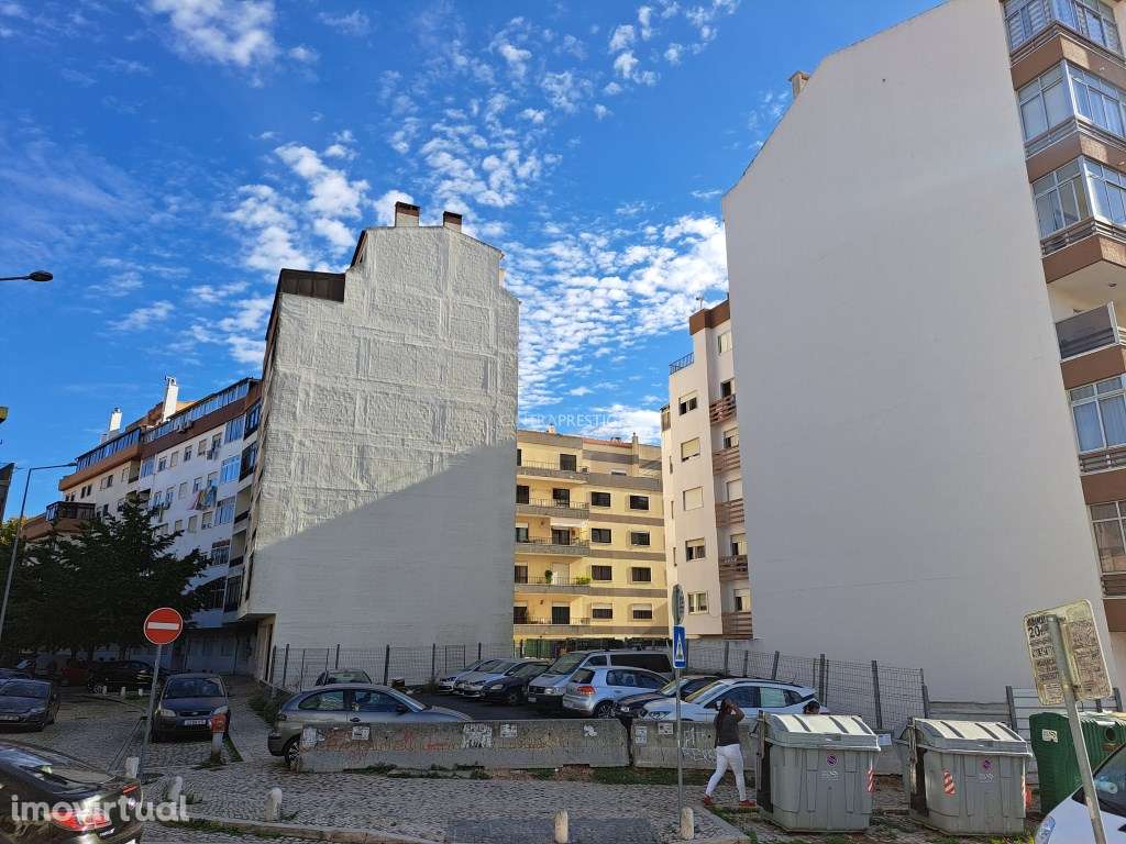 Lote com projeto aprovado para prédio - Grande imagem: 4/4