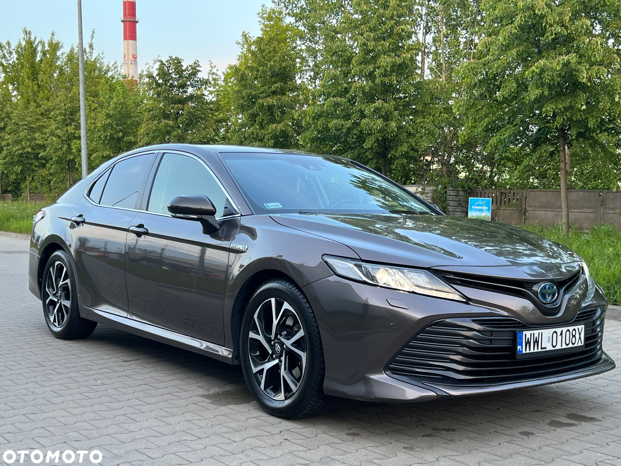 Toyota Camry 2.5 Hybrid Comfort CVT - 21