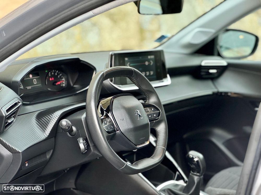 Peugeot 208 1.2 PureTech Active Pack - 27