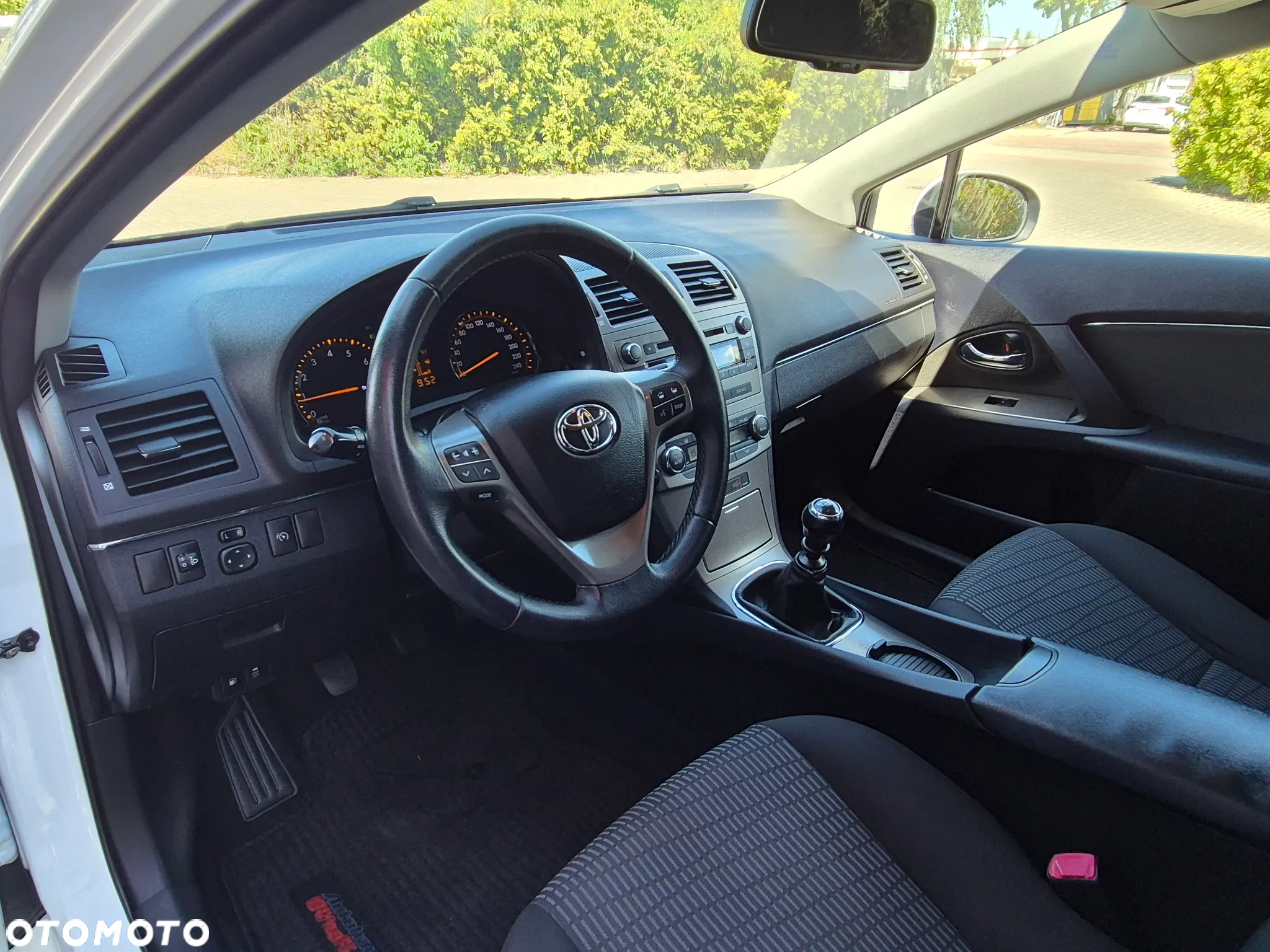 Toyota Avensis 1.8 Selection - 24