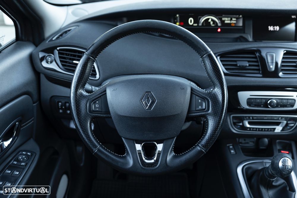 Renault Grand Scénic 1.5 dCi Bose Edition SS - 6