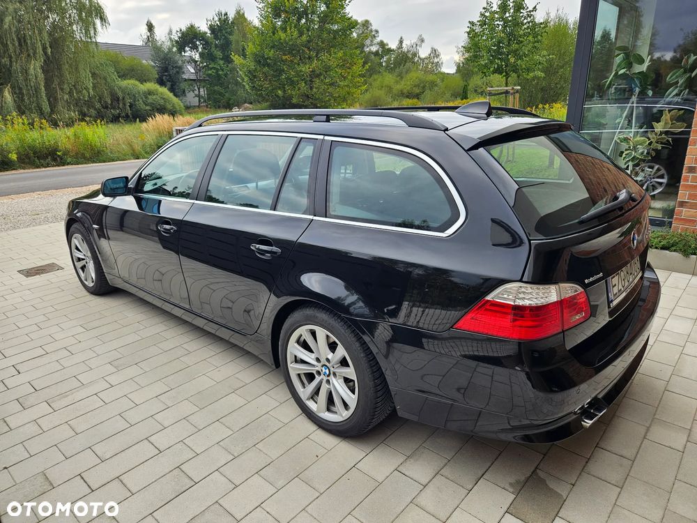 BMW Seria 5 525xd - 4