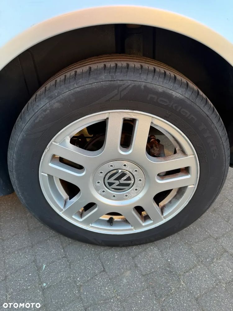 Volkswagen Golf - 24