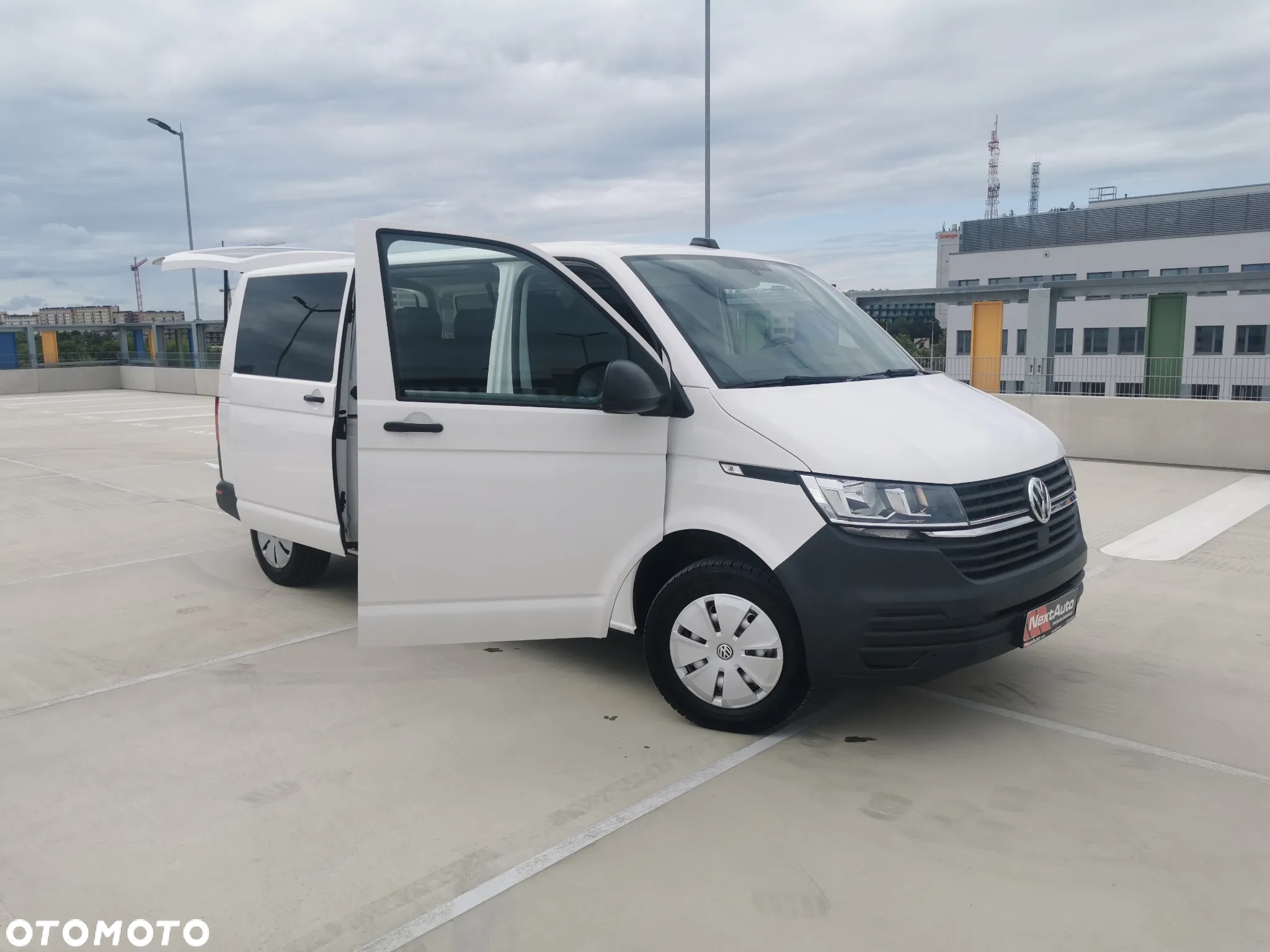 Volkswagen Transporter T6.1 TDI L2H1 Plus Comfortline - 10