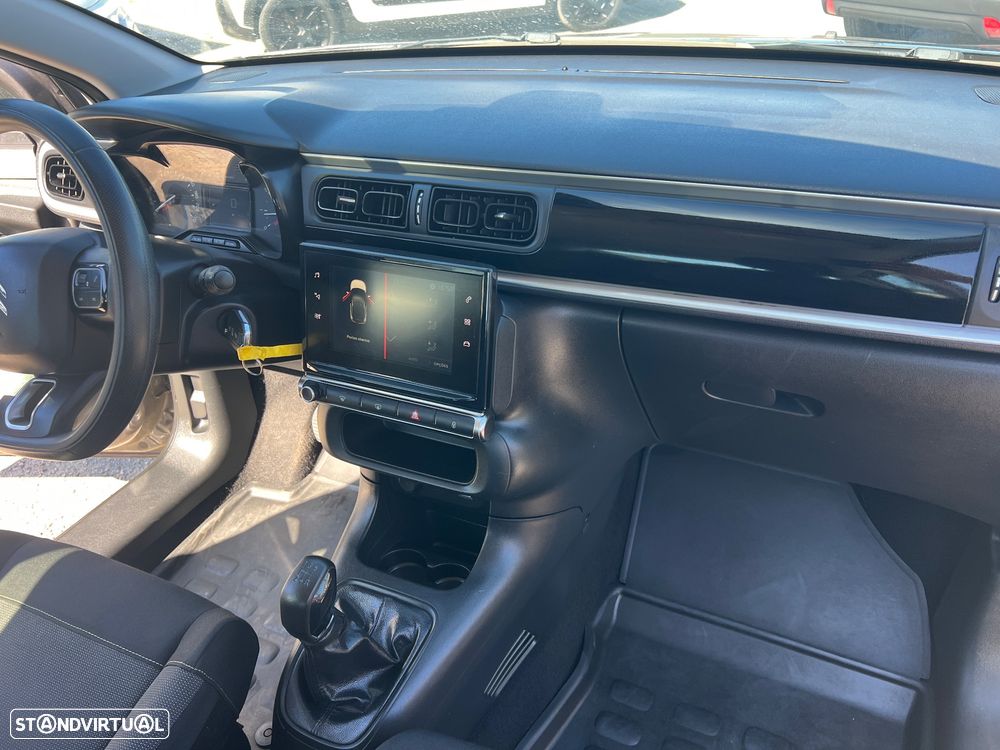 Citroën C3 1.2 PureTech Feel - 21